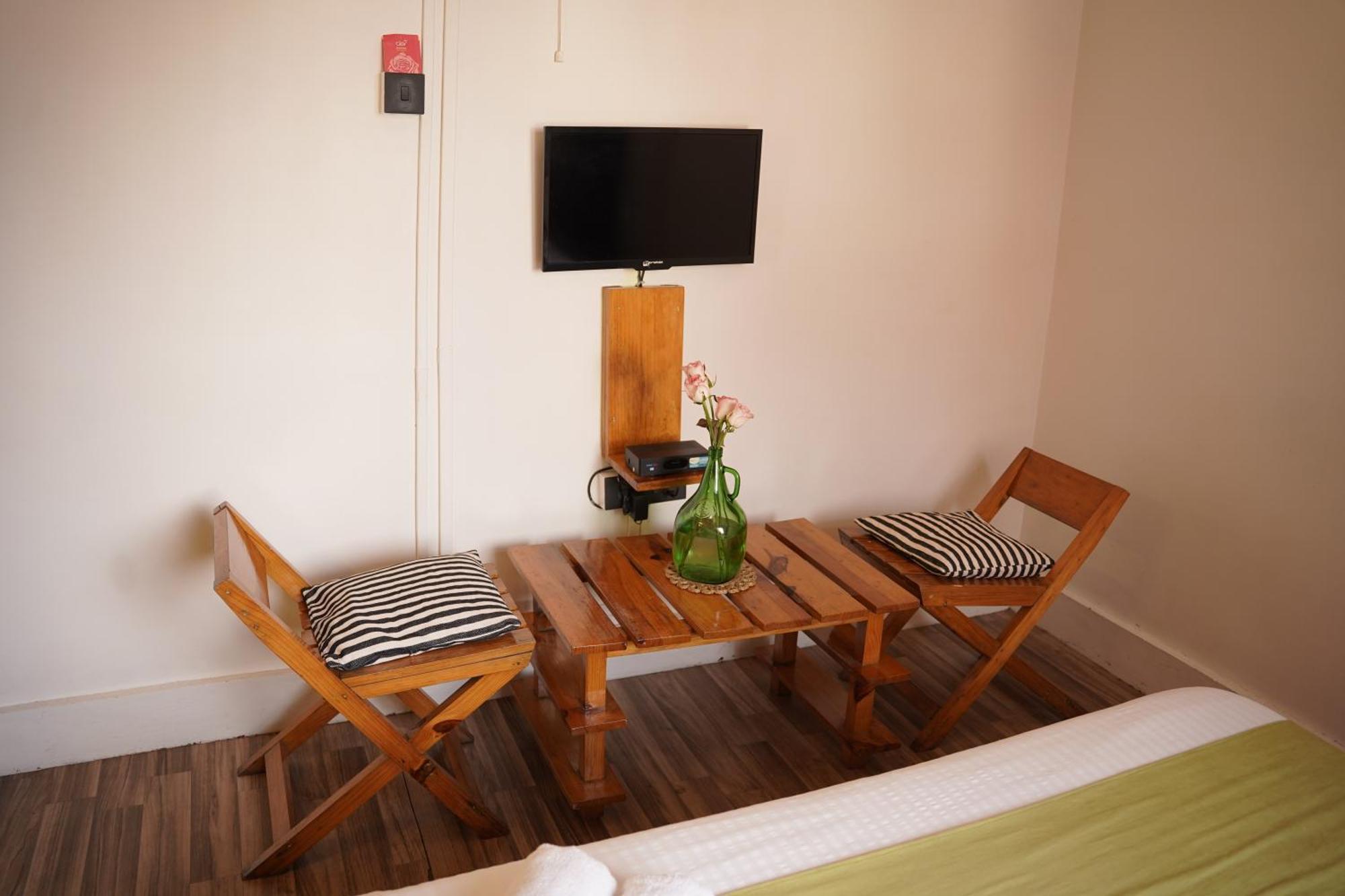 The Living Roof Hotel ชิลลอง ภายนอก รูปภาพ